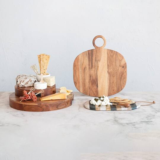 Hello Honey® 10" Natural Acacia Wood Cake Pedestal